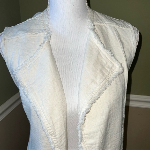 Anthropologie Elevenses frayed Luna open style vest - Picture 6 of 11